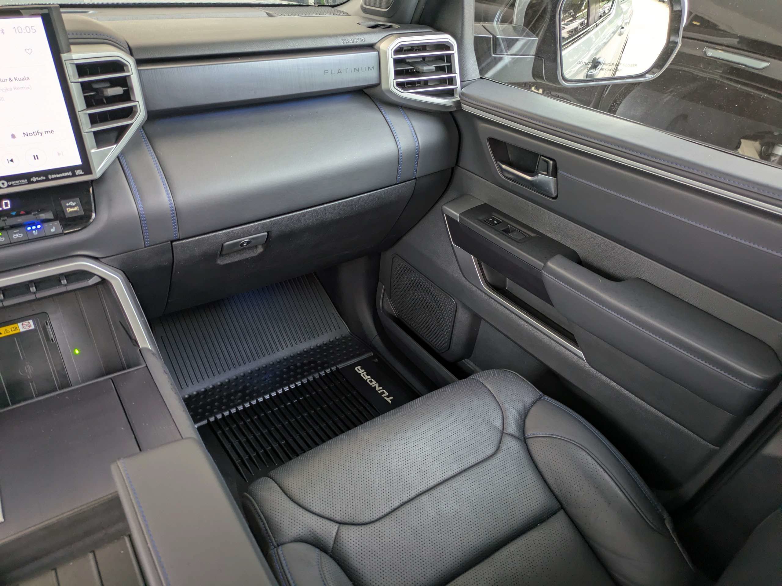 Used 2024 Toyota Tundra Platinum AWD/4WD image 17
