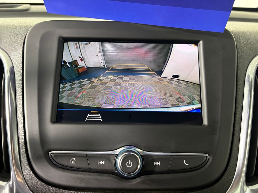 Used 2020 Chevrolet Equinox LS w/ LS Convenience Package image 19