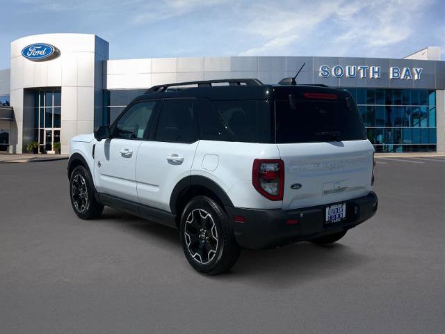 Certified 2025 Ford Bronco Sport Outer Banks w/ Outer Banks Tech Package+ AWD/4WD image 3