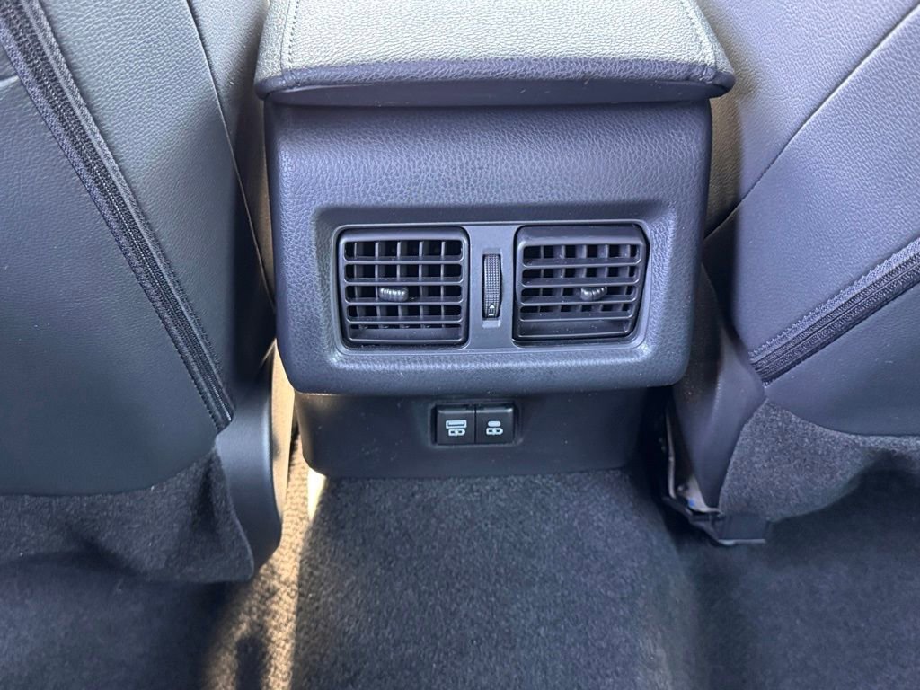 Used 2025 Toyota Camry XSE w/ Premium Package AWD/4WD image 29