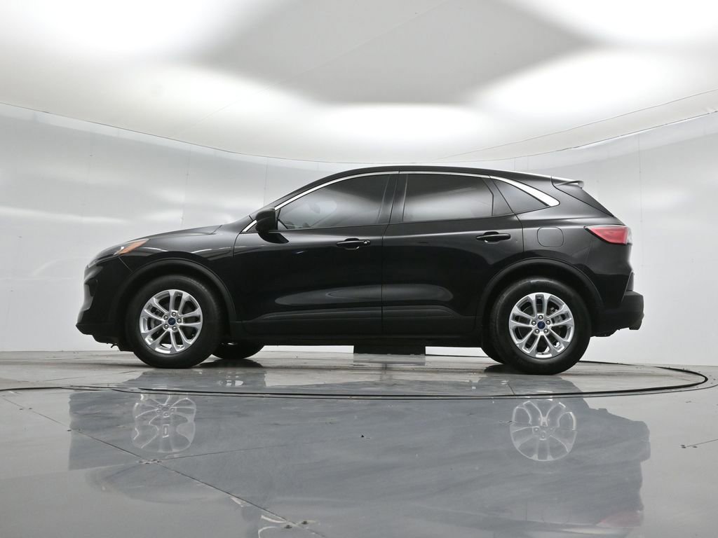 Certified 2022 Ford Escape SE image 25