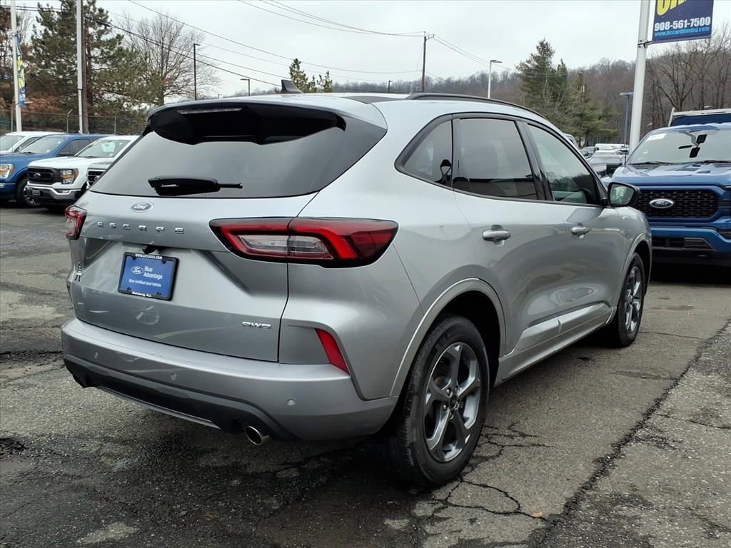 Certified 2023 Ford Escape ST-Line w/ Tech Pack #1 image 5