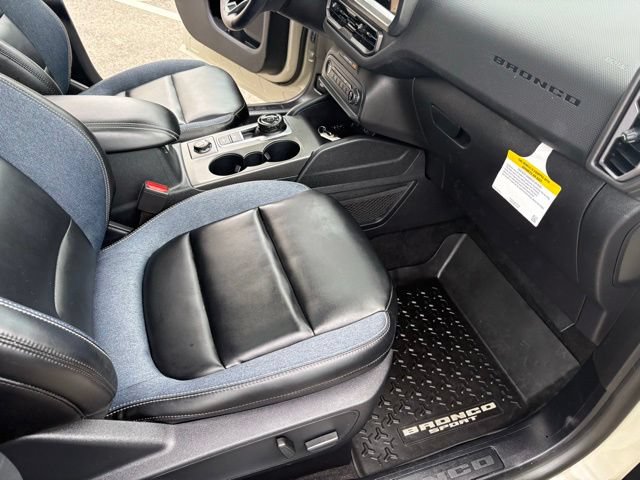 Certified 2025 Ford Bronco Sport Outer Banks w/ Outer Banks Tech Package+ AWD/4WD image 40