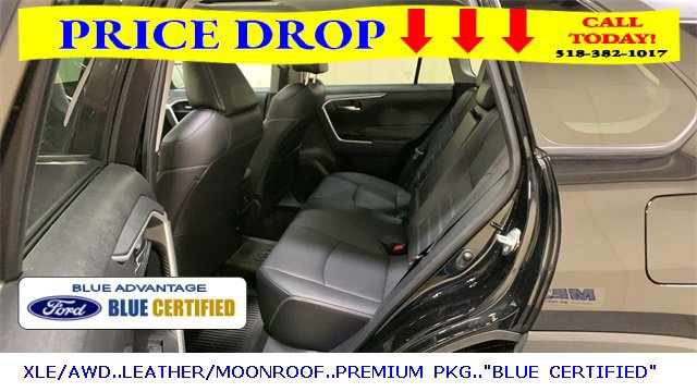 Used 2022 Toyota RAV4 XLE Premium image 26