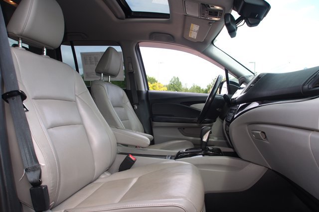 Used 2019 Honda Ridgeline RTL-E image 11