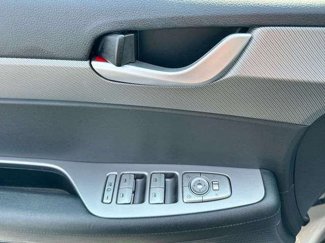 Used 2025 Hyundai Palisade SEL FWD image 13