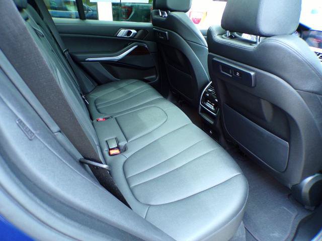 Used 2019 BMW X5 xDrive40i w/ Convenience Package AWD/4WD image 14