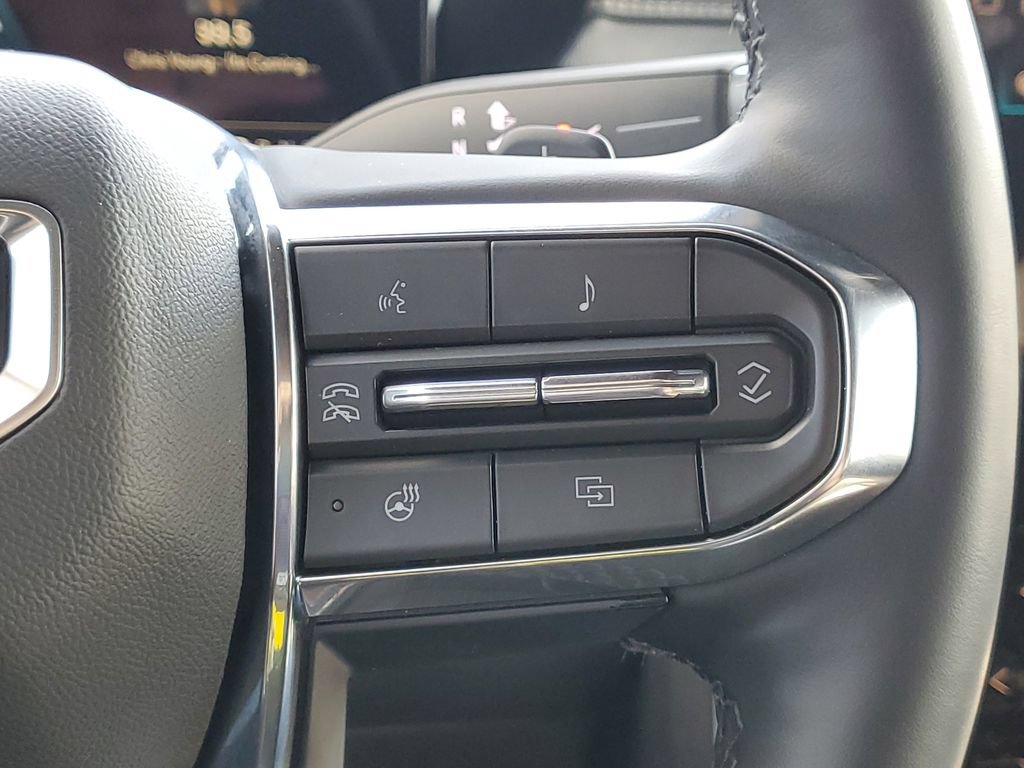Used 2024 GMC Acadia Elevation w/ Black Edition FWD image 27