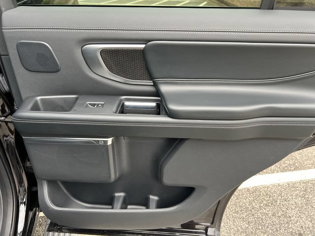 Certified 2025 Ford Expedition Platinum w/ Stealth Performance Package AWD/4WD image 22