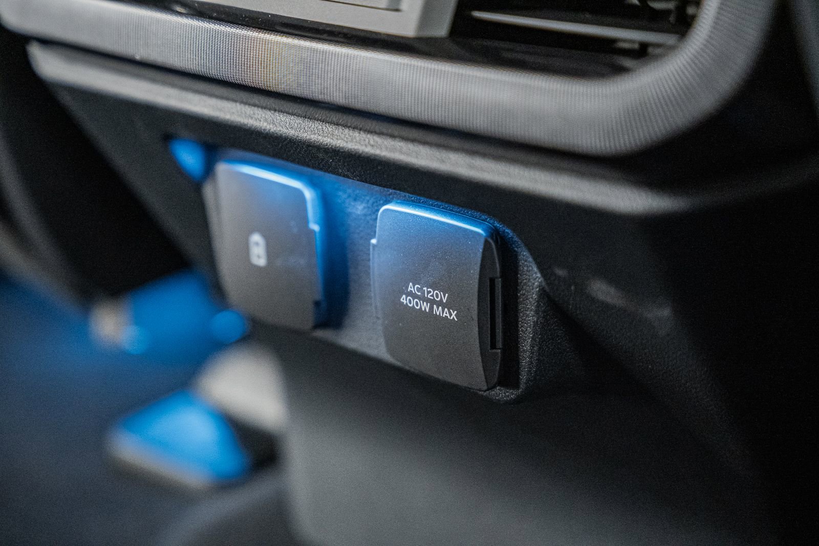 Certified 2025 Ford F150 Raptor w/ Equipment Group 803A Raptor R image 45