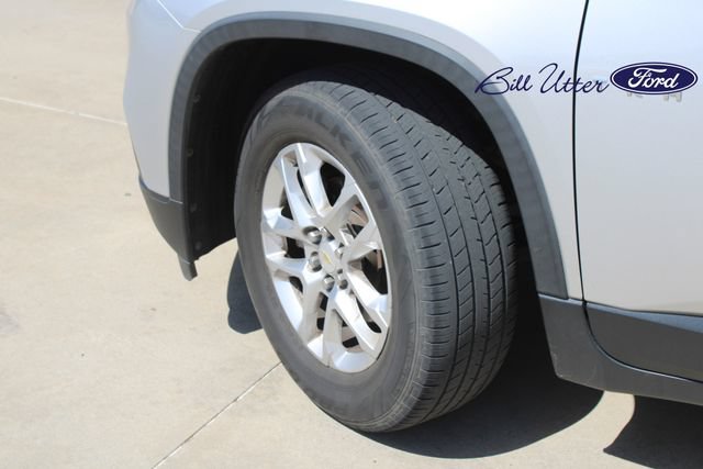 Used 2018 Chevrolet Traverse LS FWD image 9