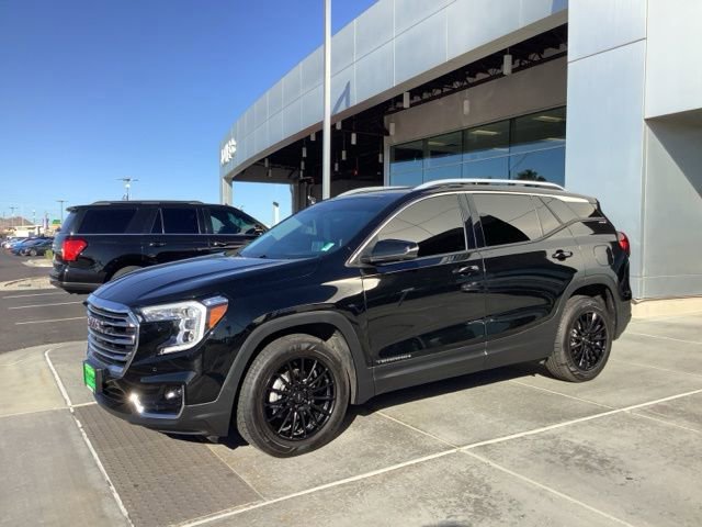 Used 2022 GMC Terrain SLT w/ Tech Package image 8