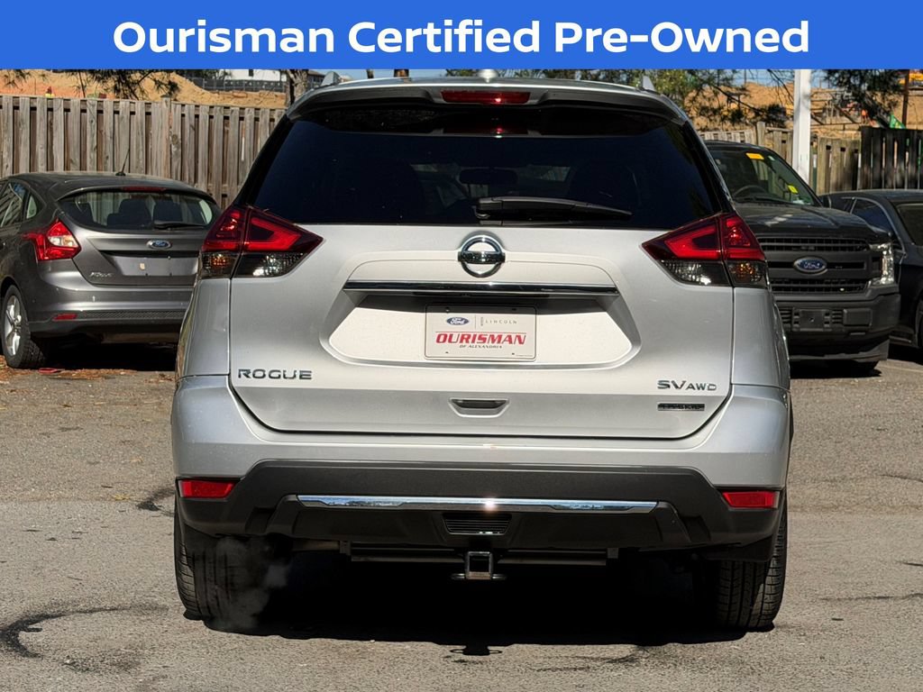Used 2018 Nissan Rogue SV w/ Premium Package AWD/4WD image 7