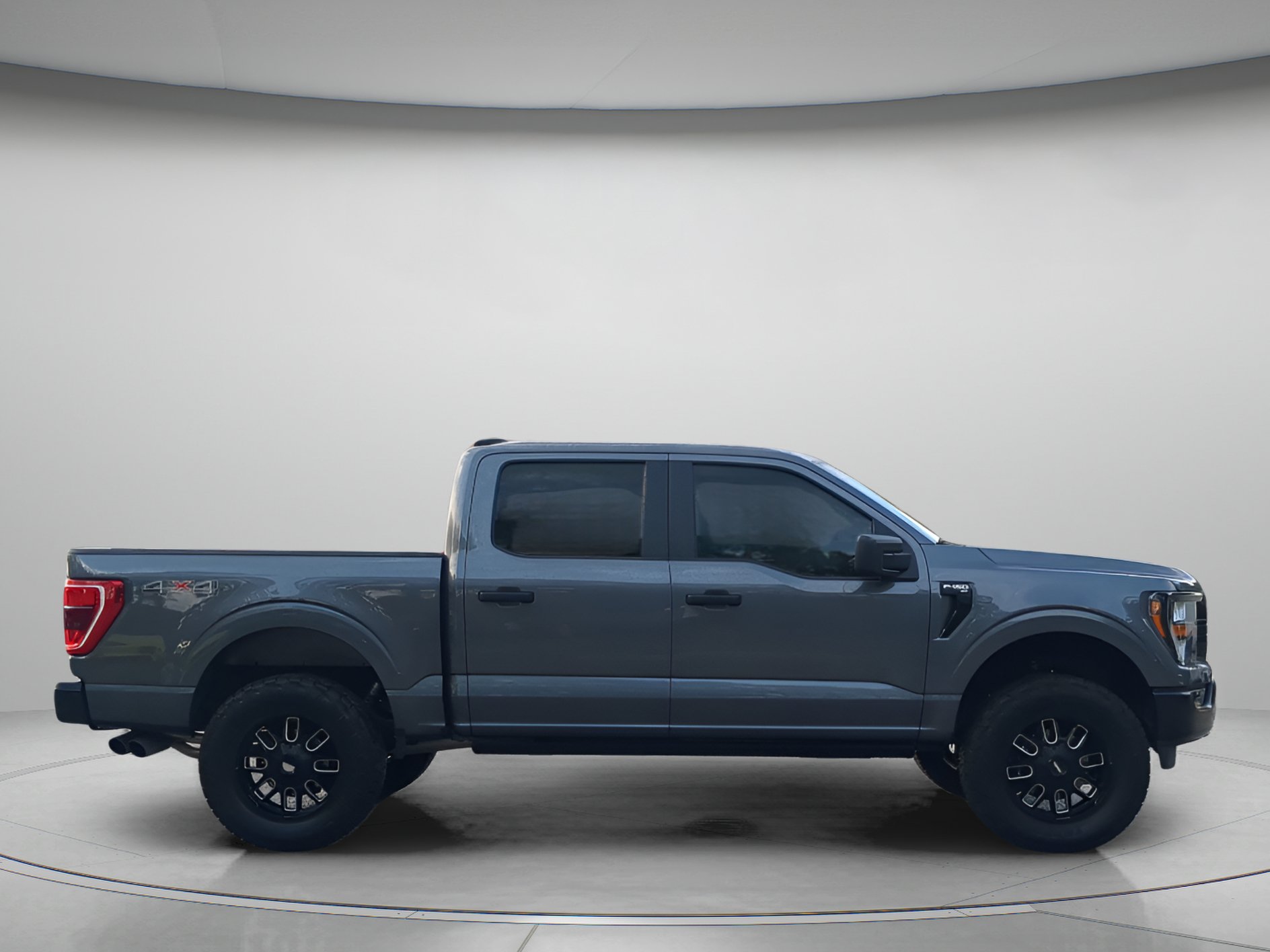 Certified 2023 Ford F150 XLT w/ Bed Utility Package AWD/4WD image 39