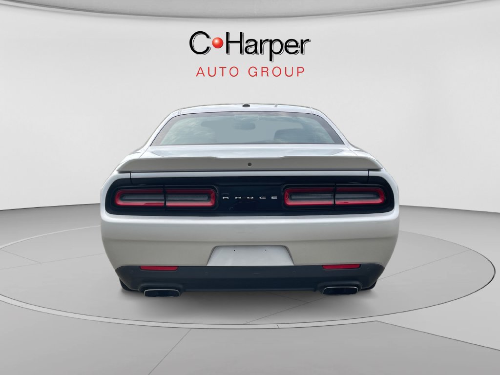 Used 2020 Dodge Challenger R/T RWD image 4