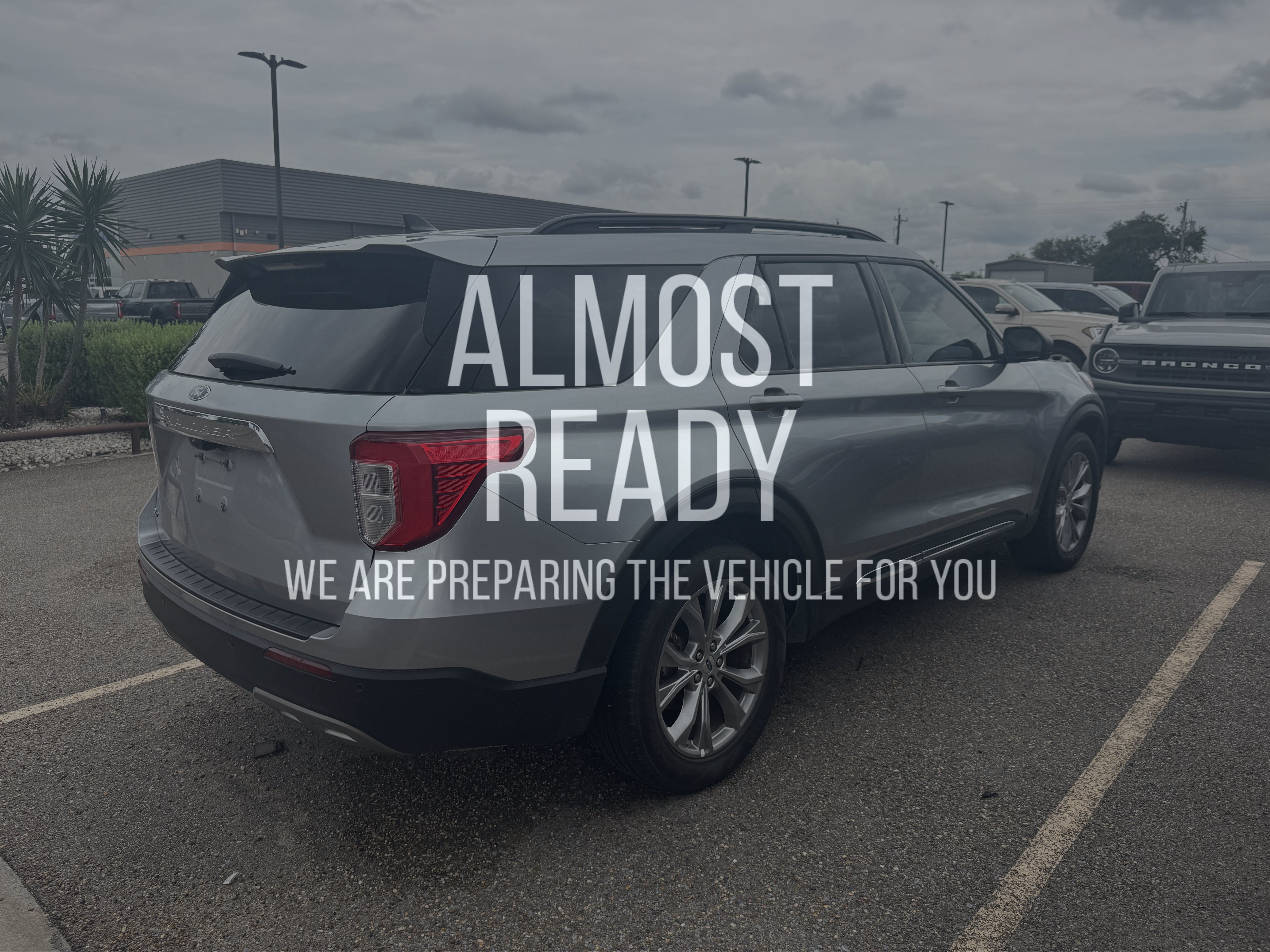 Certified 2023 Ford Explorer XLT w/ Equipment Group 202A RWD image 4