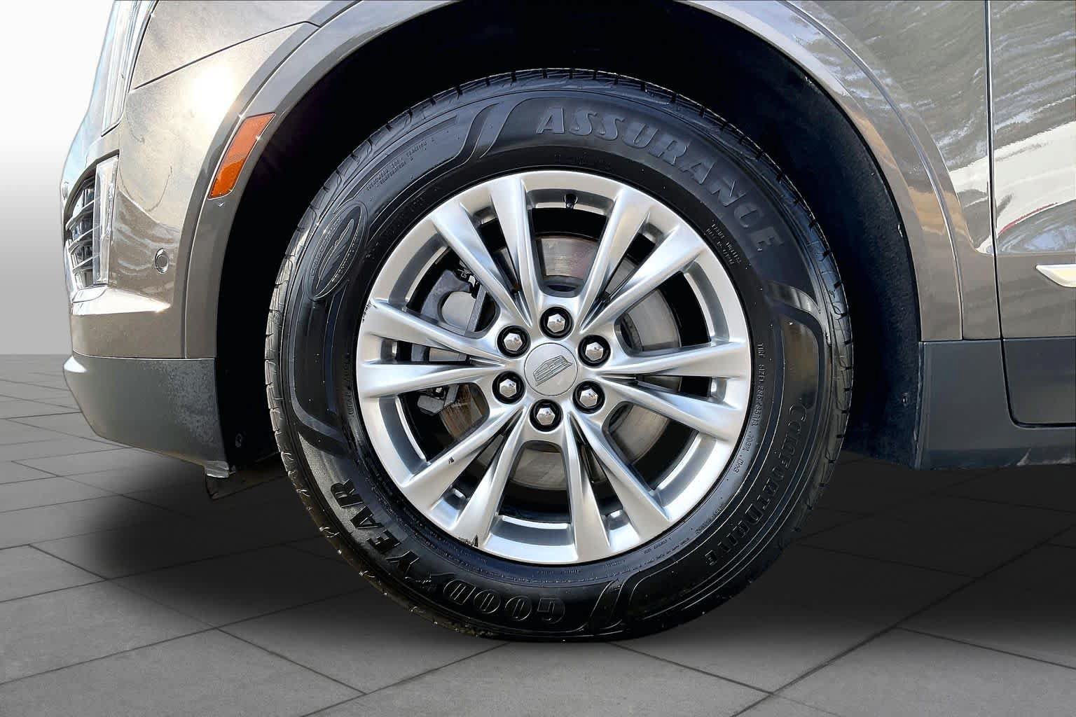 Used 2020 Cadillac XT5 Premium Luxury FWD image 11