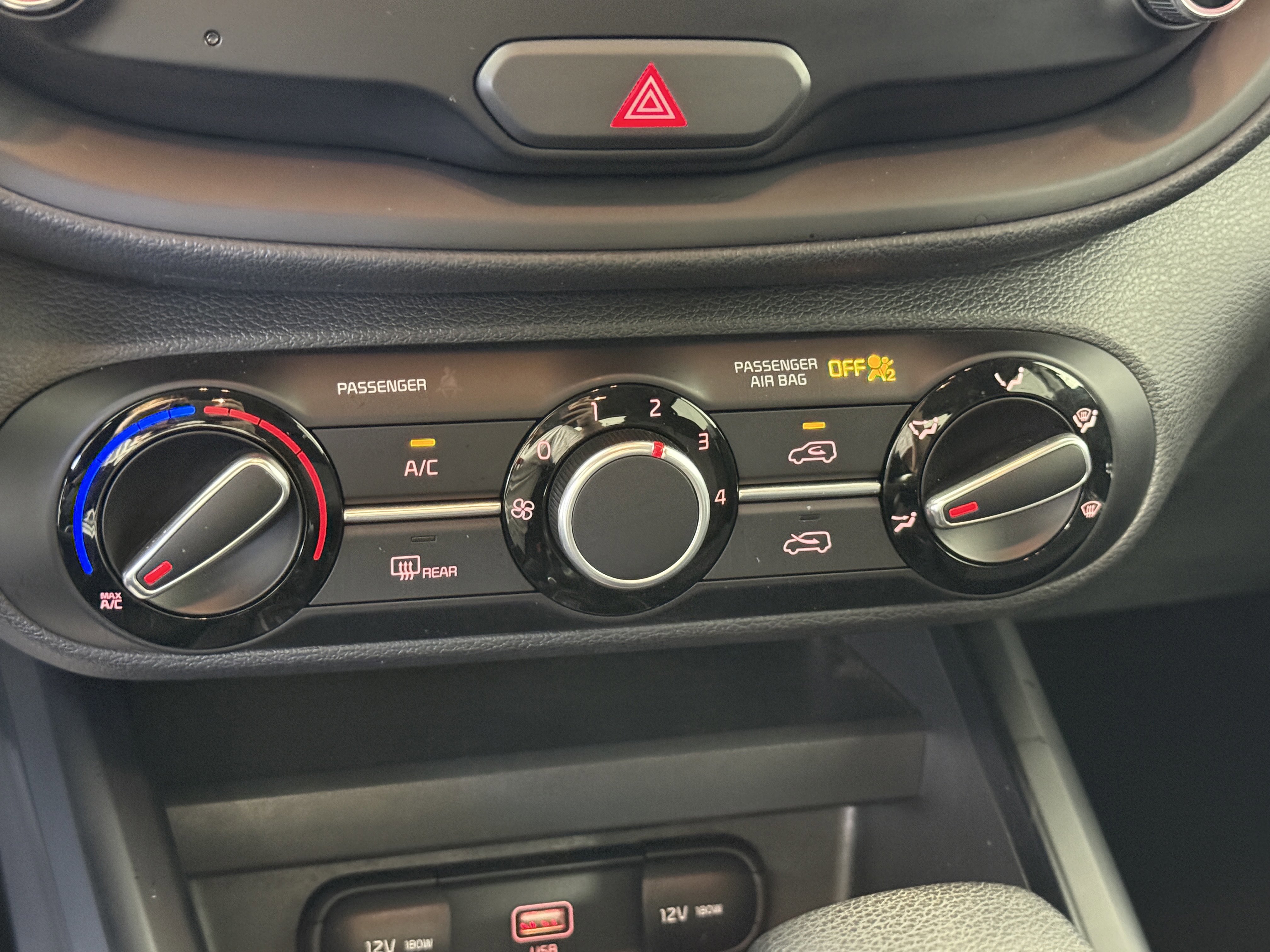 Used 2022 Kia Soul LX image 20