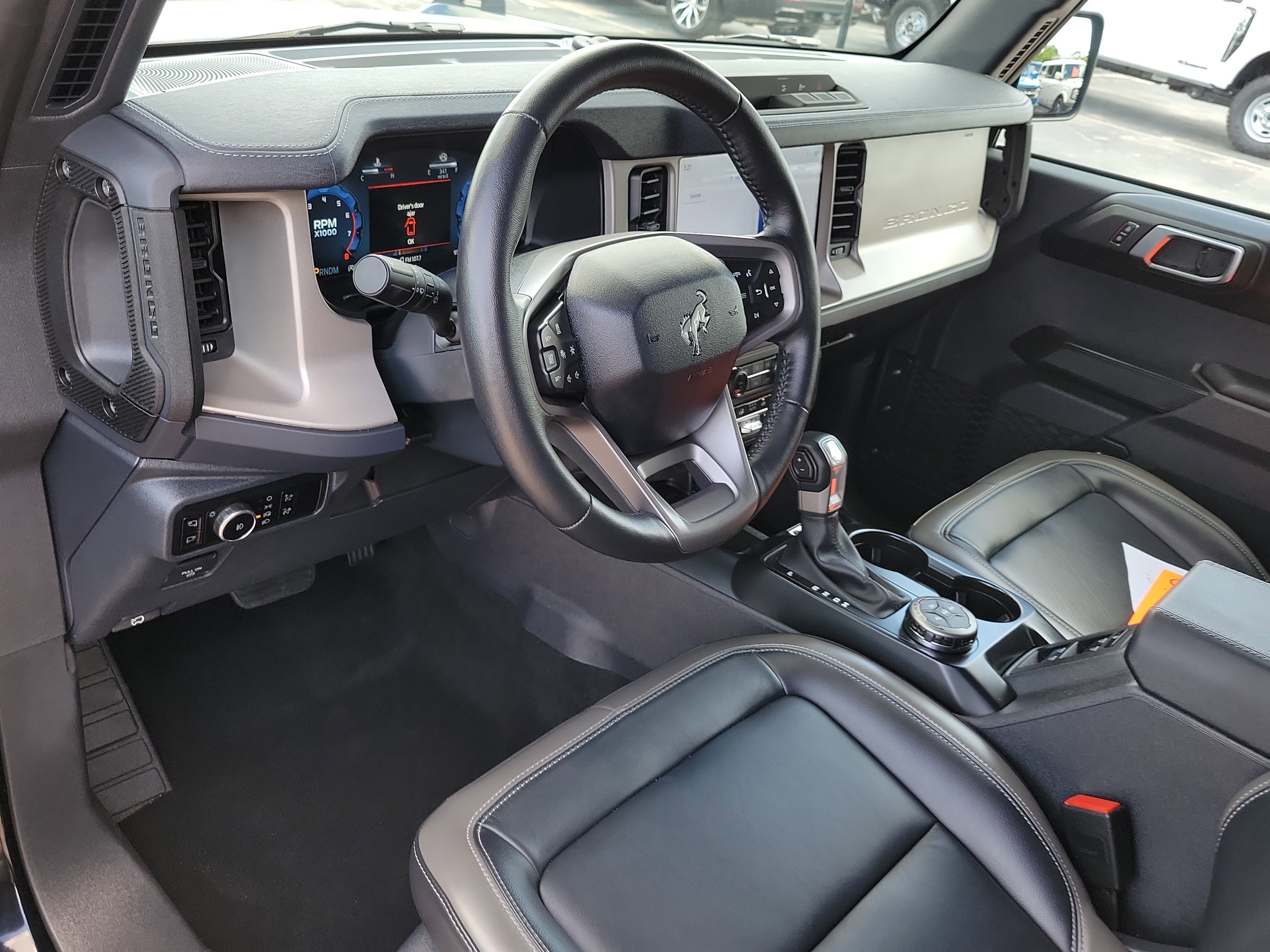 Certified 2025 Ford Bronco Outer Banks AWD/4WD image 21