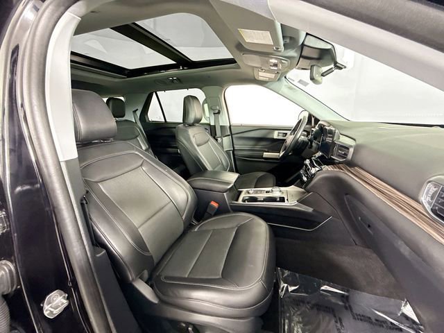 Certified 2021 Ford Explorer Limited w/ Hybrid Equipment Group 310A image 31
