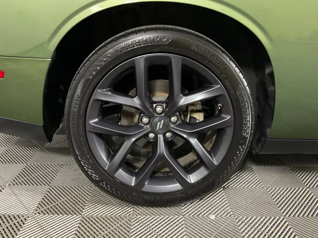Used 2022 Dodge Challenger SXT w/ Blacktop Package RWD image 10