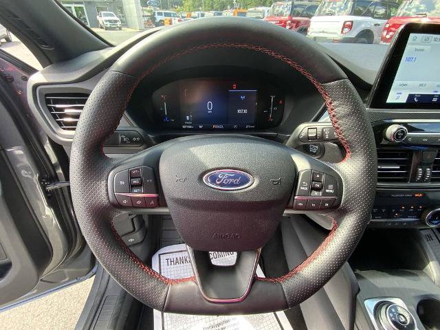 Certified 2025 Ford Escape ST-Line Select AWD/4WD image 22