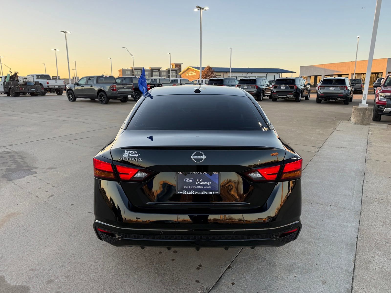 Used 2025 Nissan Altima 2.5 S image 4