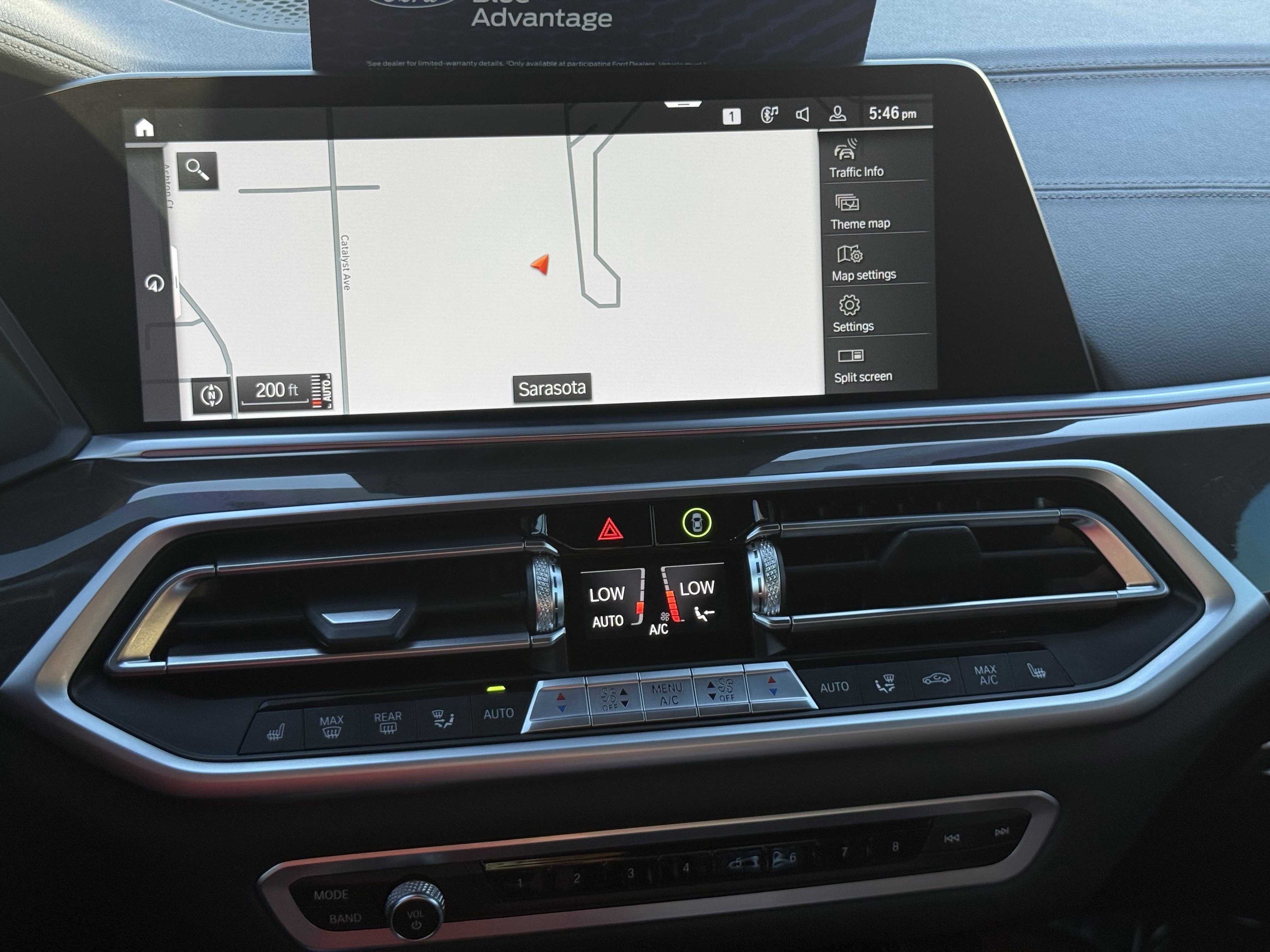 Used 2022 BMW X6 xDrive40i w/ M Sport Package image 29