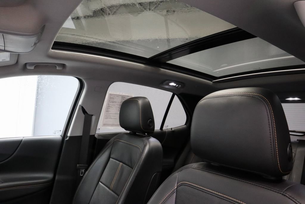 Used 2022 Chevrolet Equinox Premier FWD image 33