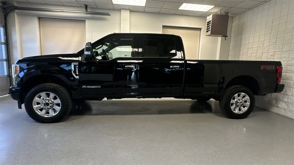 Certified 2017 Ford F350 Platinum w/ Platinum Ultimate Package image 11