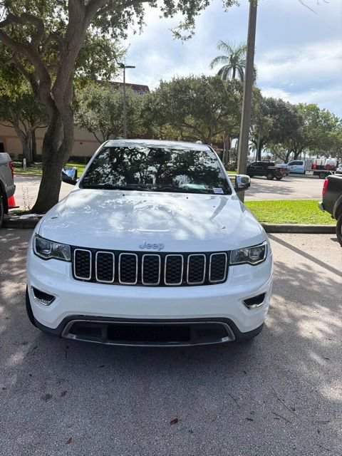 Used 2018 Jeep Grand Cherokee Limited RWD image 2