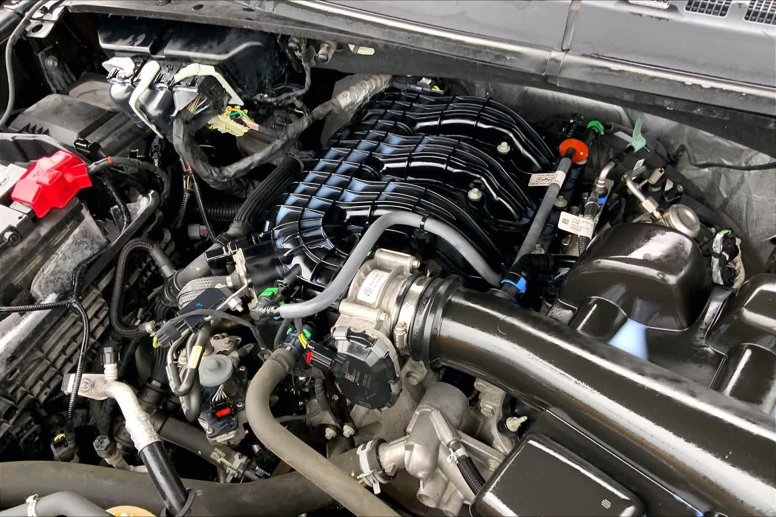 Certified 2019 Ford F150 XLT w/ Equipment Group 302A Luxury AWD/4WD image 32
