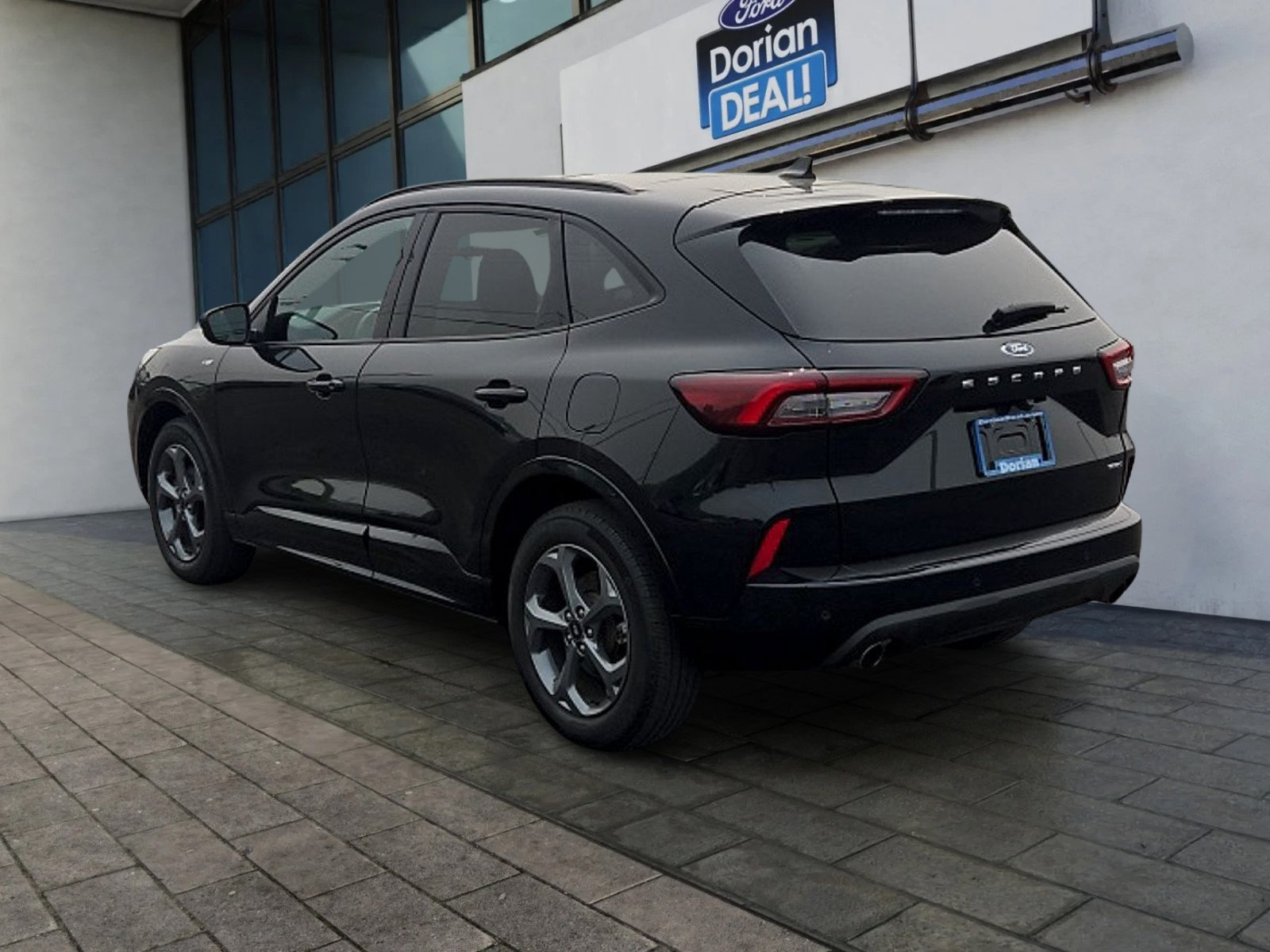 Certified 2023 Ford Escape ST-Line w/ Tech Pack #1 AWD/4WD image 5