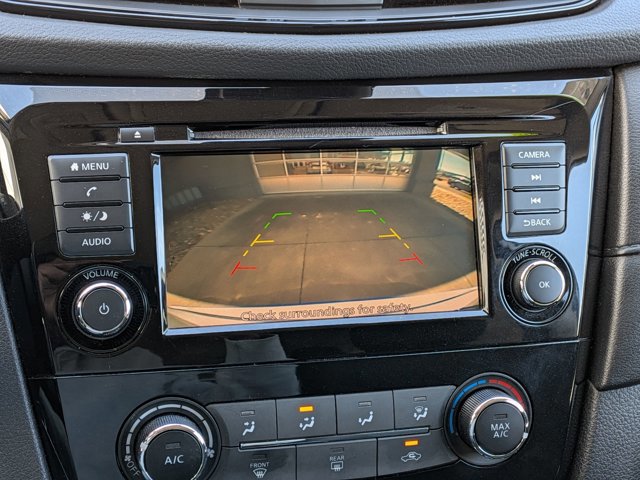 Used 2020 Nissan Rogue S w/ Special Edition Package image 24