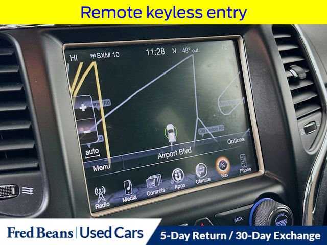 Used 2017 Jeep Grand Cherokee Overland image 17