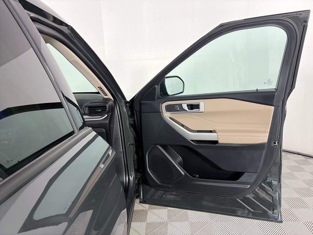 Certified 2023 Ford Explorer XLT AWD/4WD image 30