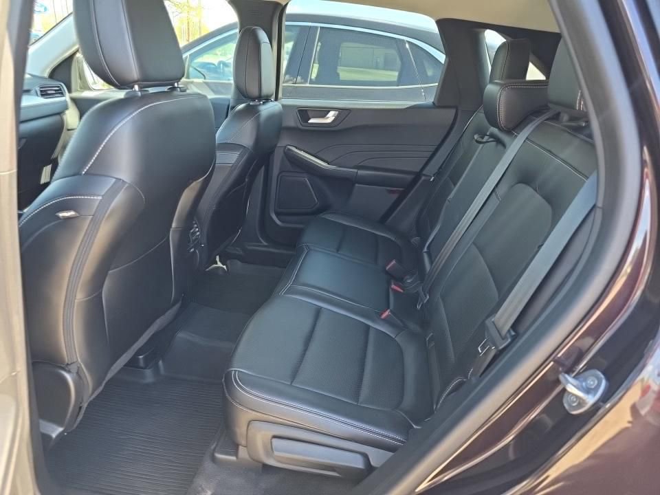Certified 2023 Ford Escape Platinum AWD/4WD image 8