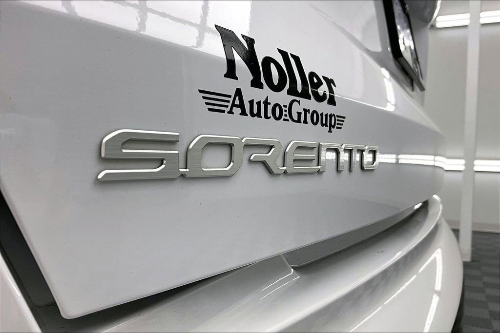 Used 2023 Kia Sorento SX AWD/4WD image 8