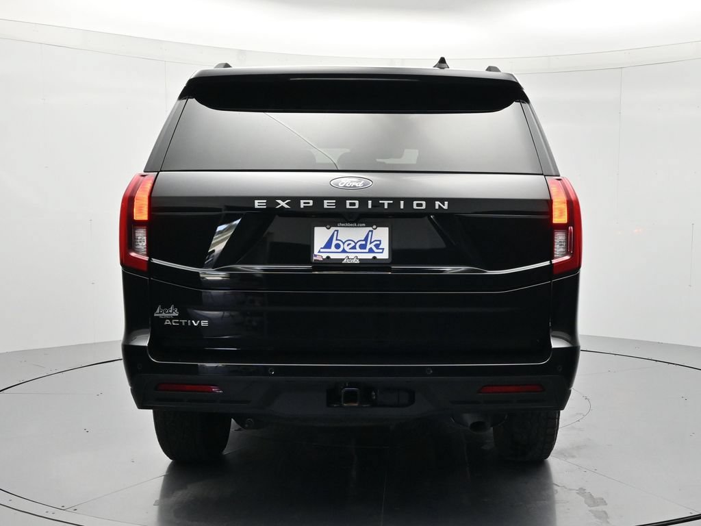 Certified 2025 Ford Expedition Active AWD/4WD image 6