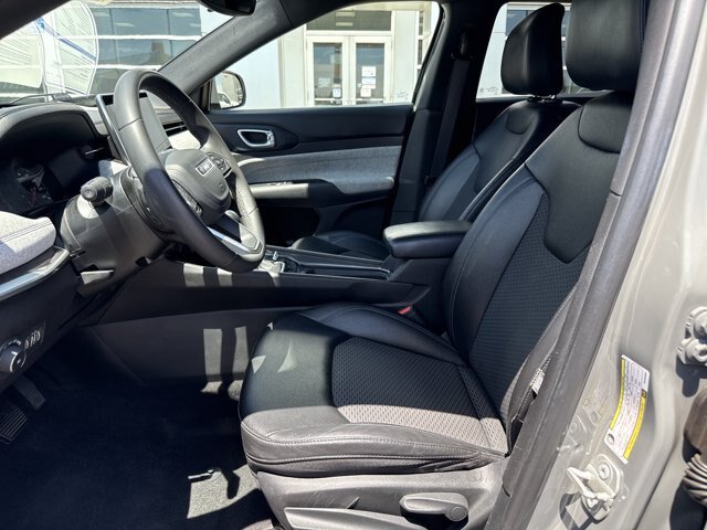Used 2024 Jeep Grand Cherokee Limited 4xe AWD/4WD image 12