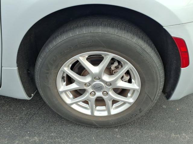 Used 2024 Chrysler Pacifica Touring-L FWD image 7