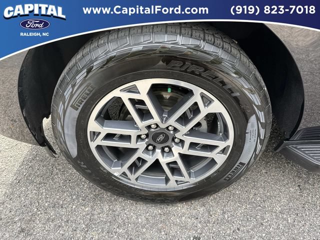 Certified 2025 Ford Expedition Active AWD/4WD image 13