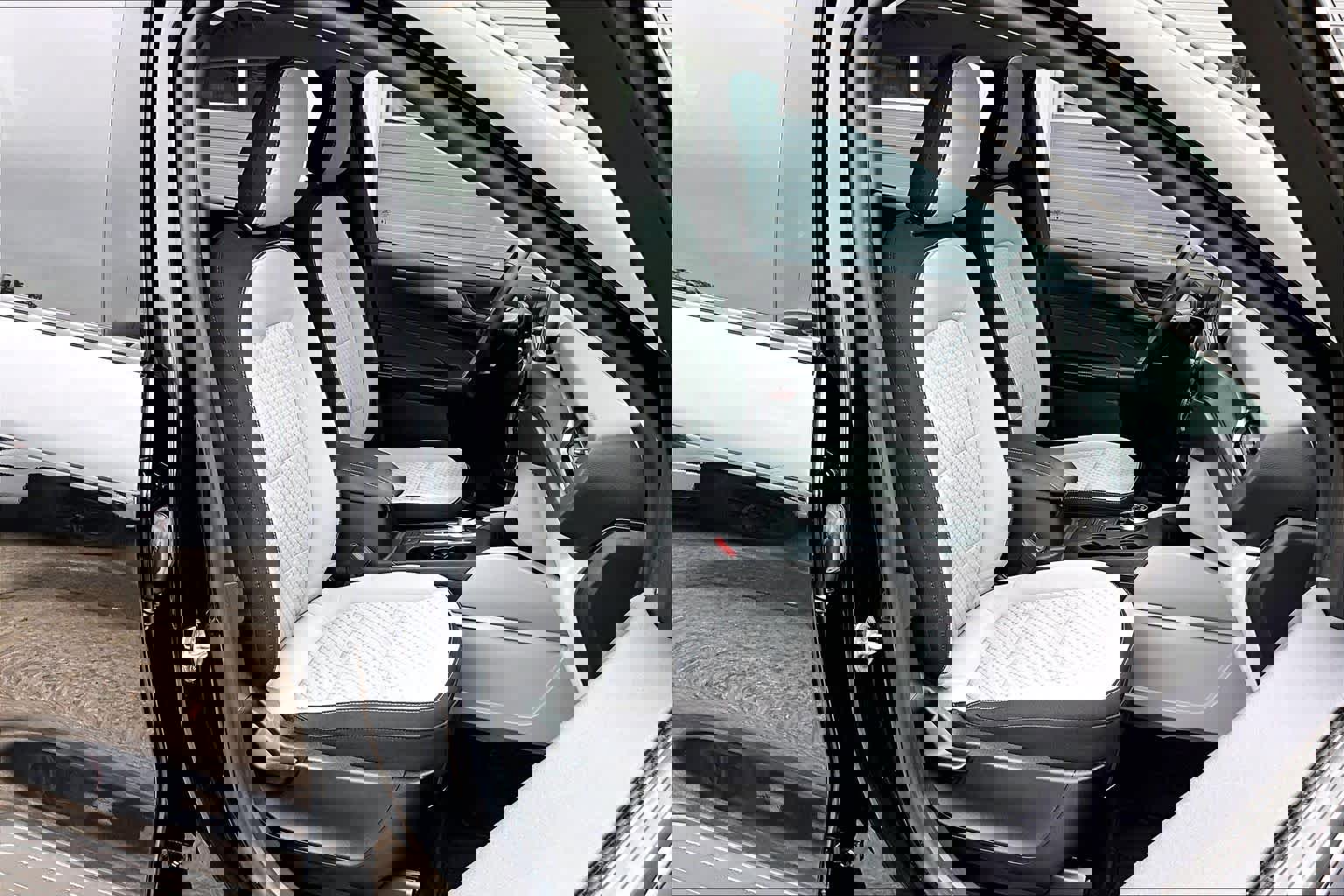 Certified 2023 Ford Escape Active image 9