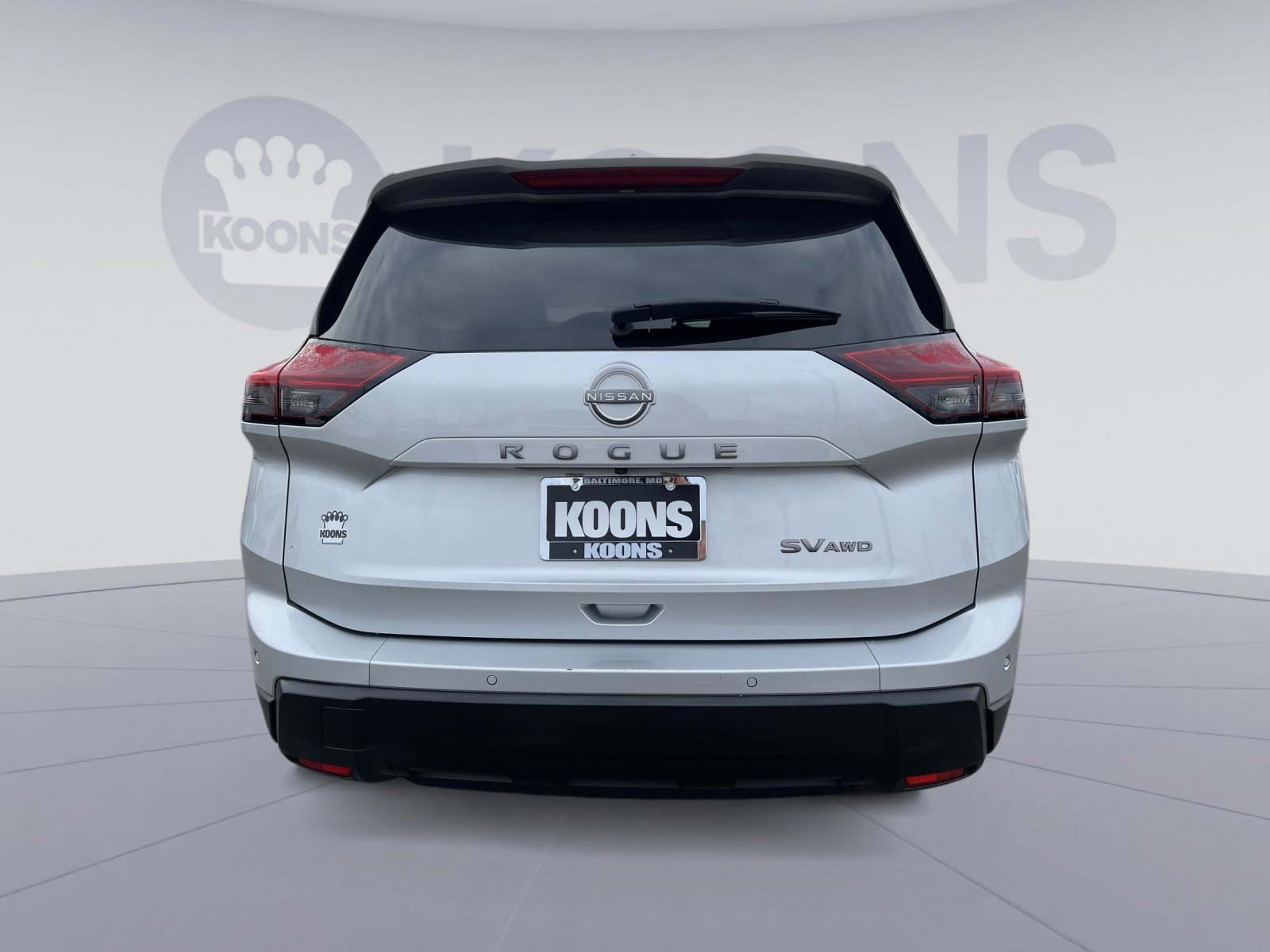 Used 2024 Nissan Rogue SV image 3