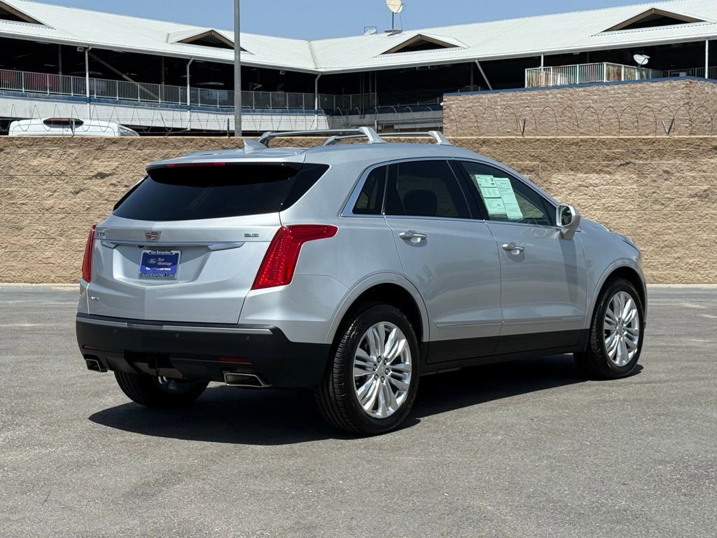 Used 2019 Cadillac XT5 Premium Luxury image 3