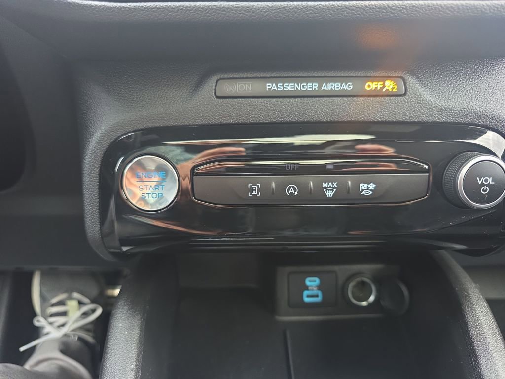 Certified 2023 Ford Escape ST-Line w/ Tech Pack #1 image 31