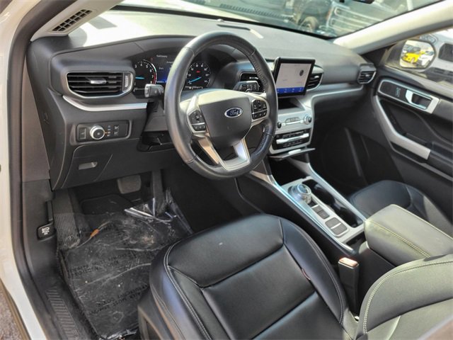 Certified 2020 Ford Explorer XLT w/ Equipment Group 202A image 16
