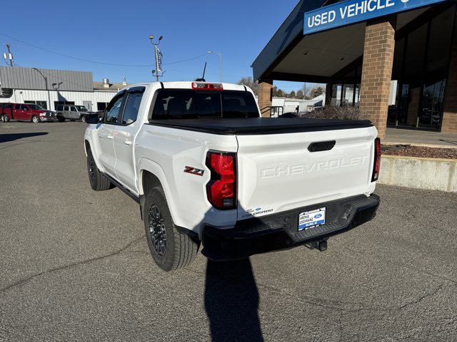 Used 2024 Chevrolet Colorado Z71 w/ Z71 Convenience Package 2 image 4