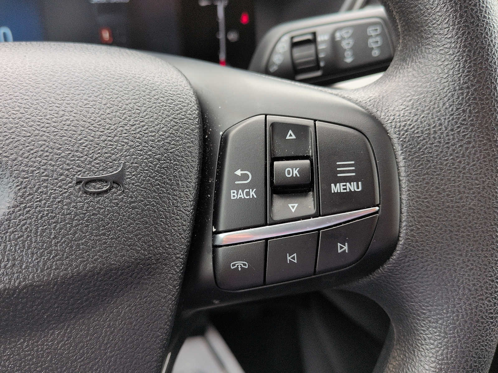 Certified 2025 Ford Escape Active AWD/4WD image 15