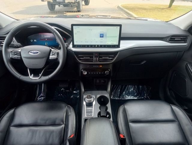 Certified 2024 Ford Escape Platinum AWD/4WD image 21
